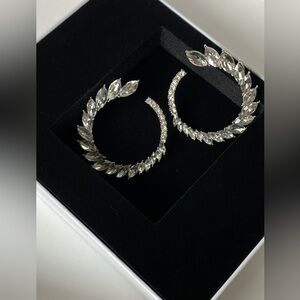 Elegant Crystal Hoop Earrings – Statement Luxury Jewelry ✨